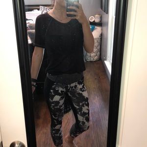 Cropped workout leggings